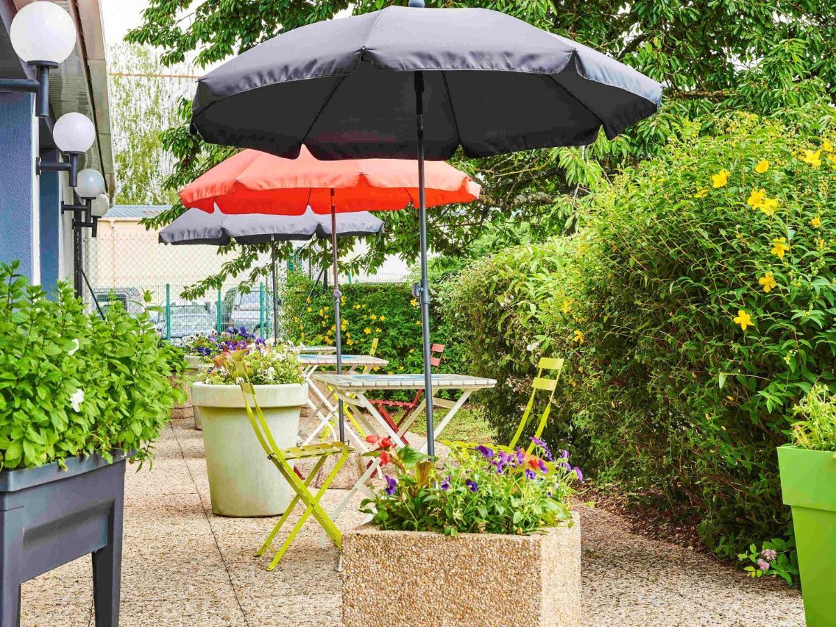 Ibis Budget Versailles Coignières Exterior foto